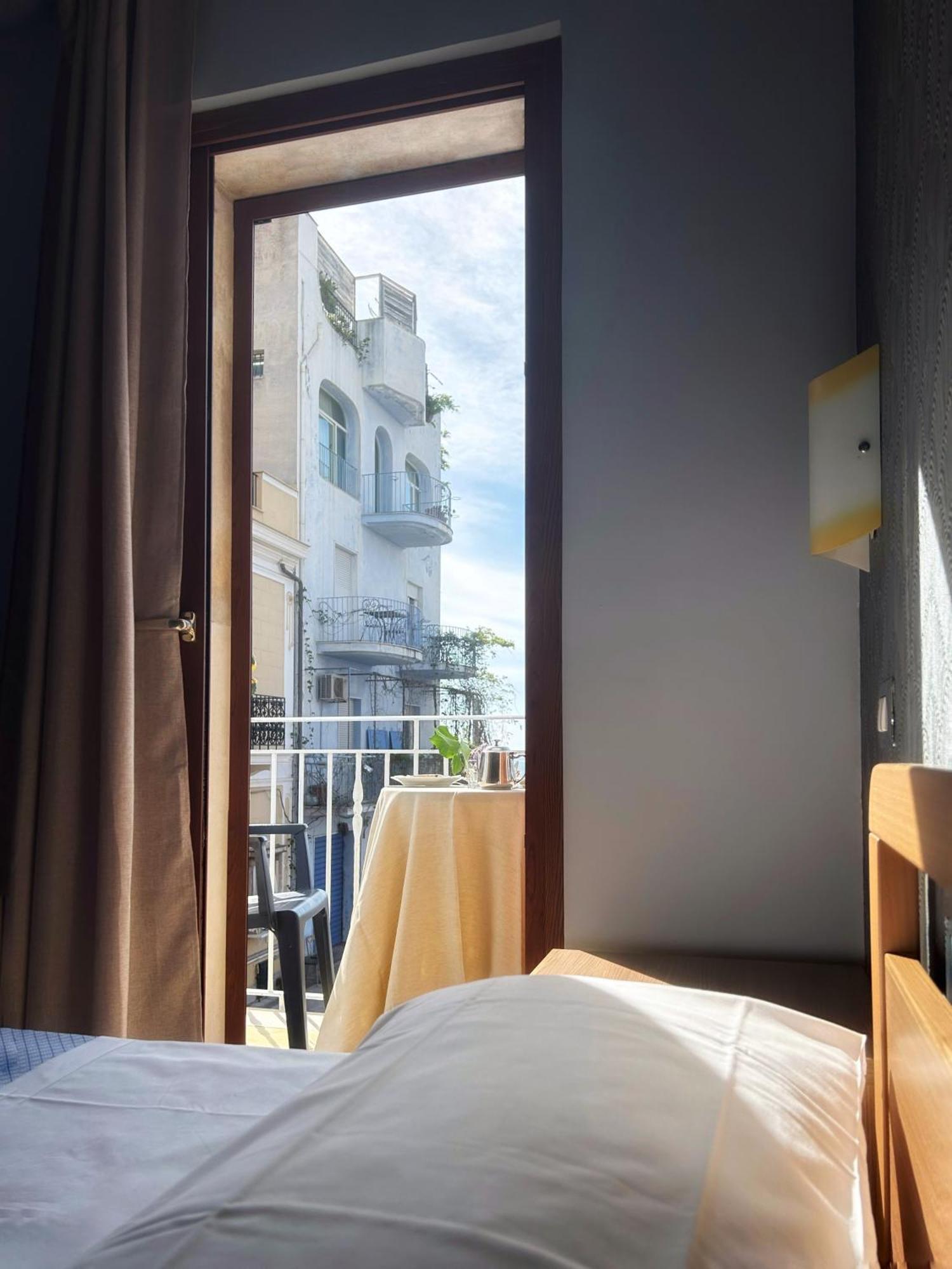 La Piazzetta Acomodação com café da manhã Giardini Naxos Exterior foto