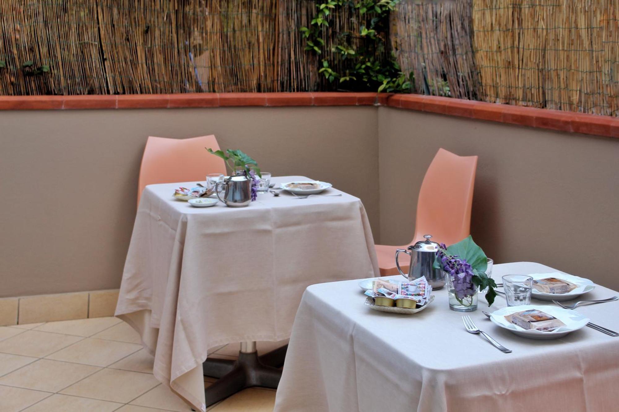 La Piazzetta Acomodação com café da manhã Giardini Naxos Exterior foto