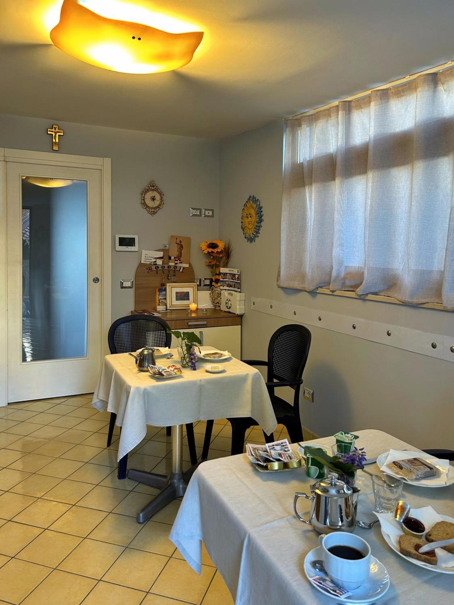 La Piazzetta Acomodação com café da manhã Giardini Naxos Exterior foto